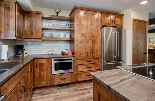 Windcliff Estates House | Griffin Family Vacation At Windcliff 4 Bedroom Home by RedAwning