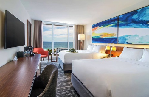 Central Beach Hotel | Group Friendly Retreat | 3 Modern Units | Outdoor Pool | Near South Beach Park