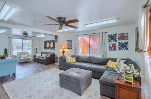 Circleville House | Group Getaway w/Mtn Views: Home in Circleville!