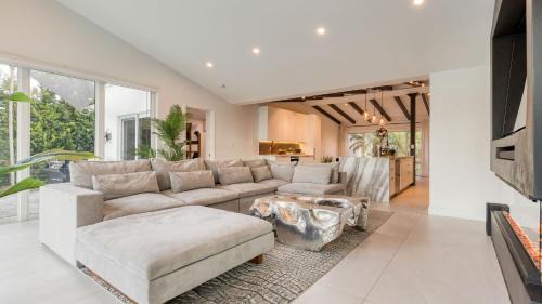 Lauderdale Isles House | Gulfstream by AvantStay