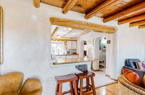 Taos House | Hacienda del Canon - Historic Adobe, Mtn Views