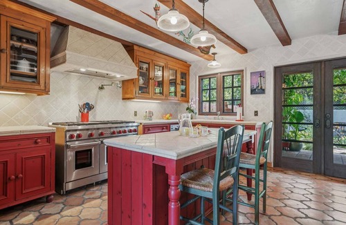 West Mesa House | Hacienda on the Mesa | Spanish-Style 3BR | Mosaic Tiles | Garden Oasis