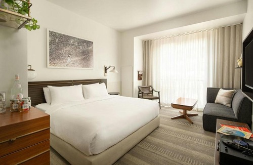 Cherry Creek Hotel | Halcyon, a hotel in Cherry Creek, Denver