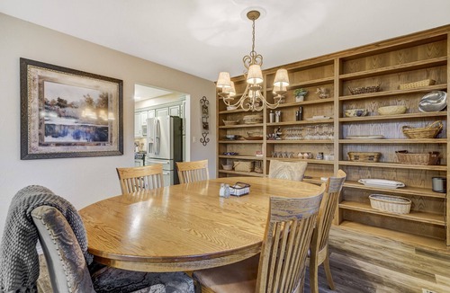 Briargate House | Half Gym-Hot Tub-Game Room-Trampoline-Fire Pits