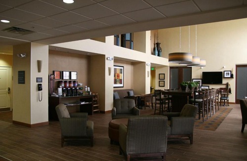 Pueblo Hotel | Hampton Inn and Suites Pueblo/North