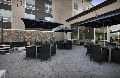 Golden Hotel | Hampton Inn & Suites By Hilton Wheat Ridge Denver West
