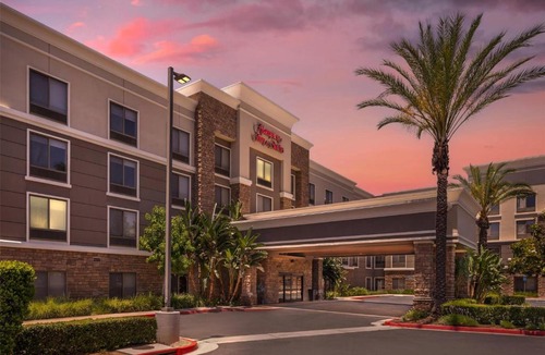 Moreno Valley Hotel | Hampton Inn & Suites Moreno Valley