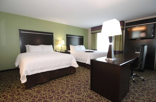 Milan Hotel | Hampton Inn & Suites Sandusky/Milan