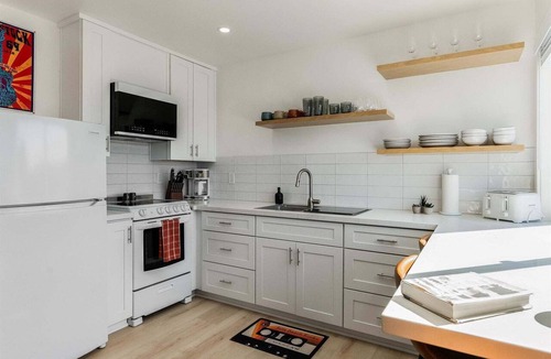 Avila Beach Condo | Hang Ten at the Studio! Vibe in This Groovy Avila Beach Studio Condo!