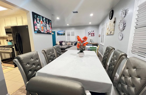 Midway City House | Happy Disneyland 3 Bedroom Home