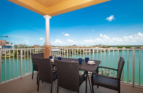 Clearwater Beach Condo | Harborview Grande 604 - 6th Floor Waterfront Condo