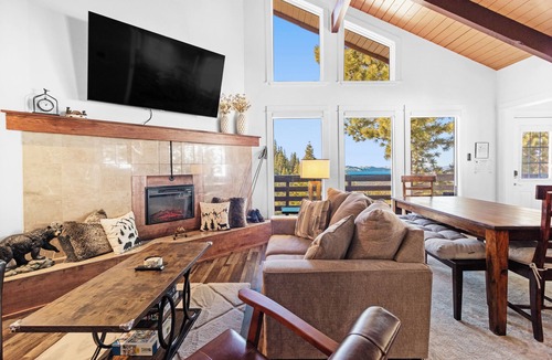 Tahoe Village Condo | Heavenly Wonderland-3bd/2ba condo with amazing mountain and lake views. Sleeps 8