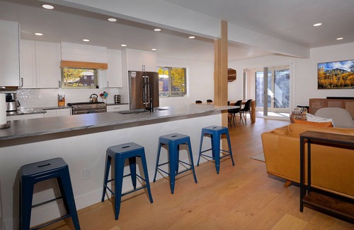 Mount Crested Butte House | Hidden Gem, Hot tub, Garage, Amazing Views!