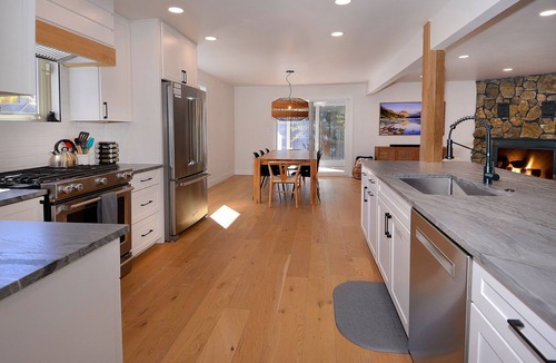 Mount Crested Butte House | Hidden Gem, Hot tub, Garage, Amazing Views!