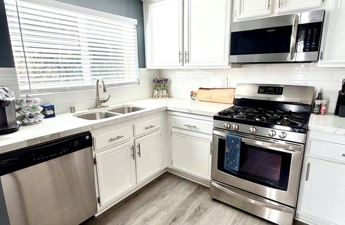 Stevenson Ranch Condo | Hidden Gem in Stevenson Ranch 2 min from highway