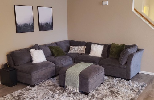 Roxborough House | Hidden Oasis 3 bedroom House