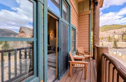Mountain House House | Hidden River Lodge 5992 by SummitCove Lodging