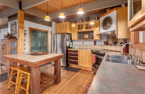 Salida House | High Country Heaven ~ PEACE, nature and a billion stars GUARANTEED ~