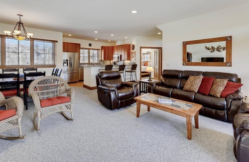 The Highlands House | Highland Greens 66: Townhome in Breckenridge, Private Hot Tub, 2 Car Garage.