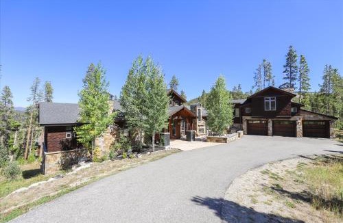 The Highlands House | Highlands Hideaway, Gorgeous Breckenridge Private Home with Private Hot Tub