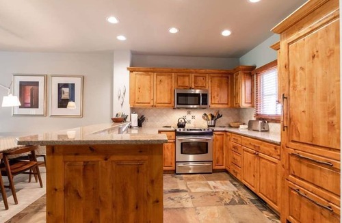 Highlands Townhomes House | Highlands Townhome Ski-In/Ski-Out off the Back Deck