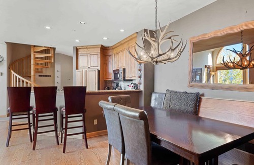 Highlands Townhomes Condo | Highlands Westview 308