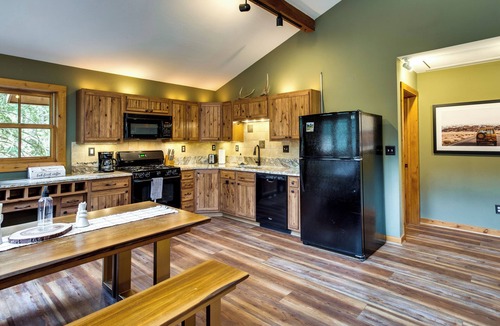 Almont Cottage | Hike, Bike, Raft: Colorado Home Near Crested Butte