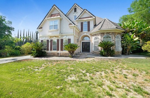 Covina House | Hillside Pool Haven: 6 bedrooms, with fitness area, and wide backyard