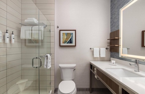 Goleta Hotel | Hilton Garden Inn Santa Barbara/Goleta