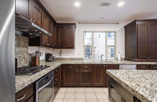 Milpitas House | Hip Milpitas 4BR w/Office Nook, Patio & Garage, nr Coffee, by Blueground