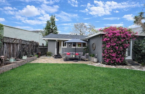 Westside House | Historic 3-bdrm Santa Barbara Bungalow - remodeled, fenced yard, dog friendly