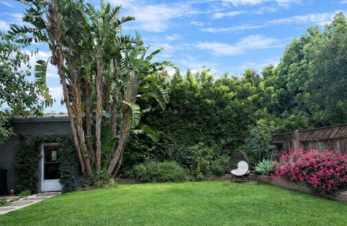 Westside House | Historic 3-bdrm Santa Barbara Bungalow - remodeled, fenced yard, dog friendly