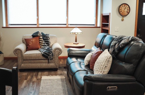 Fredericksburg Apartment | Historic downtown guesthouse