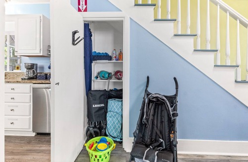 St. Augustine House | Historic Hideaway, Your Family's Coastal Haven: Walkable, Pool, Spacious, Pet Friendly