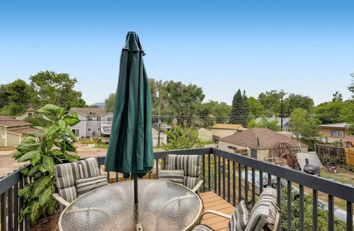 Colorado Springs Condo | Historic Westside Home: Central Location, AC & Game Room
