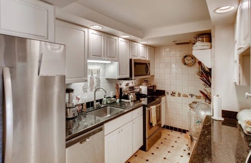 Palm Beach Apartment | Historical 2bd/2ba in Palm Beach Island | Best Location | Pool included