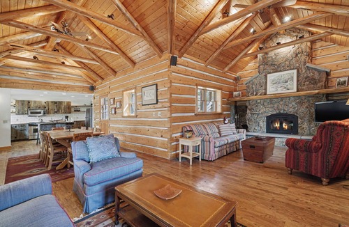 Estes Park House | Historical Crocker Ranch - Rowe Cabin - 23-ZONE3423