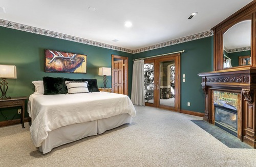 Beaver Creek House | Holden Road Manor by InvitedHome | 2 Kitchens, Hot Tub, Gym, 12k Sq.Ft.