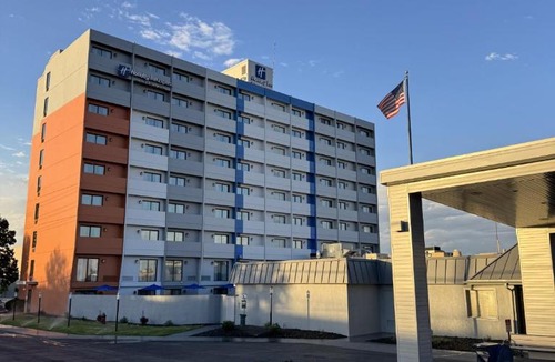 Denver Hotel | Holiday Inn Express Denver Central - North