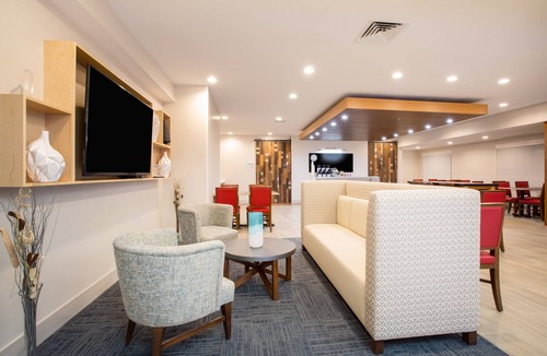 Fort Collins Hotel | Holiday Inn Express Hotel & Suites Ft. Collins by IHG
