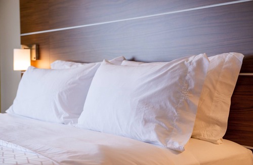 Gunnison Hotel | Holiday Inn Express & Suites Gunnison by IHG