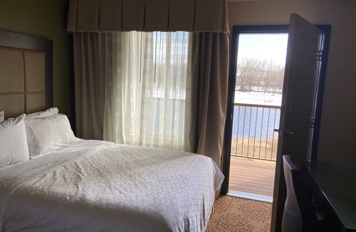 Silt Hotel | Holiday Inn Express & Suites Silt-Rifle by IHG