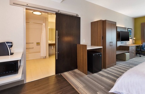 Milan Hotel | Holiday Inn Express & Suites Milan – Sandusky Area by IHG