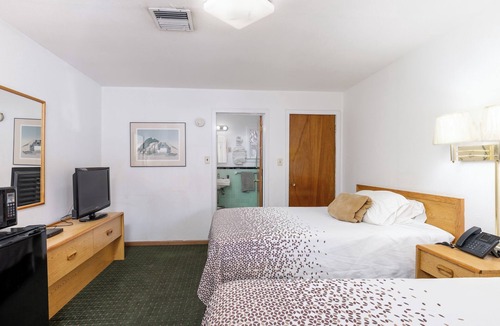 Elko Hotel | Holiday Motel