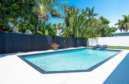 Deerfield Beach House | Home Away From Home - 1.5 mi. to Deerfield Beach Island