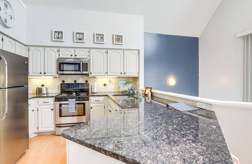 Port Clinton House | Home on Lake Erie | 3 Bedrooms | 3 Bathrooms