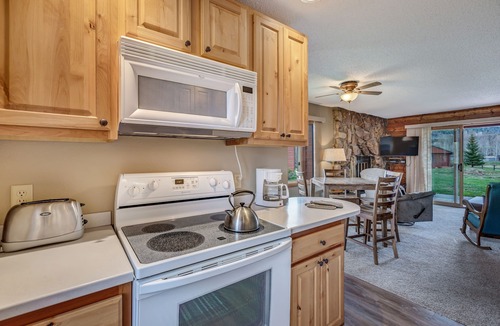 Clark Cabin | Homesteader - Peaceful cabin with beautiful views