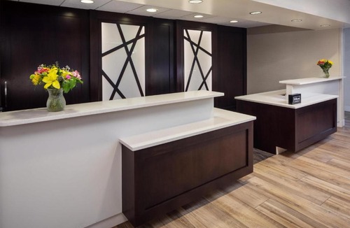 Gateway Hotel | Homewood Suites by Hilton Denver International Airport