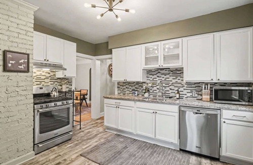 University Heights House | Hot Tub - Game Room - Professional Design-Backyard