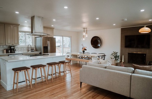 Littleton House | Hot Tub House with BBQ Deck and Workspace